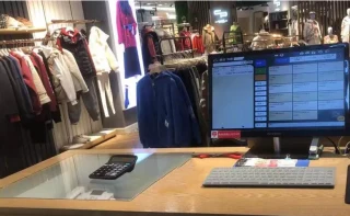 服装店收银系统哪个品牌好？富掌柜服装店收银系统为您解决收银烦恼